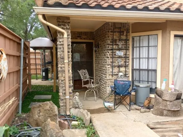 4227 Cuesta Dr, Irving, TX 75038