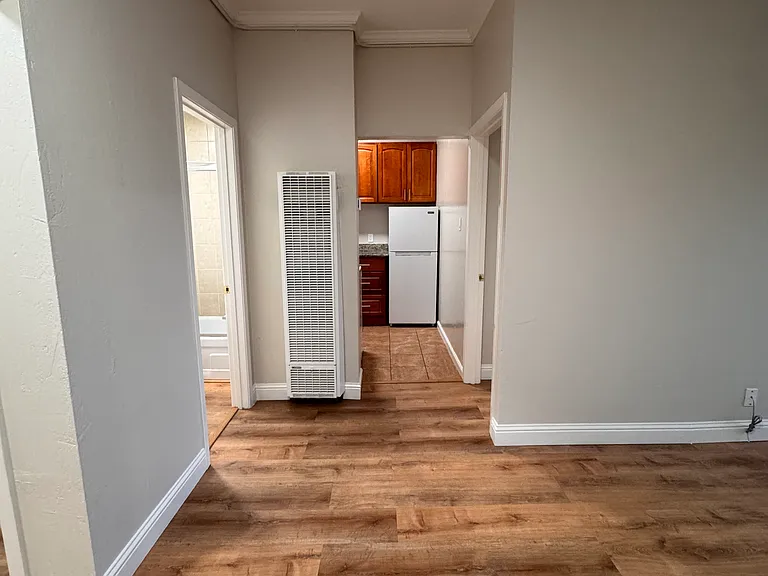 1350 Washington Street — Photo 15