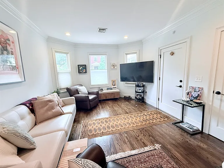 58 Seaverns Ave #1 — Photo 6