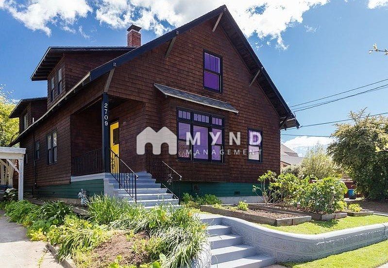1st image of 2709 McGee Ave
