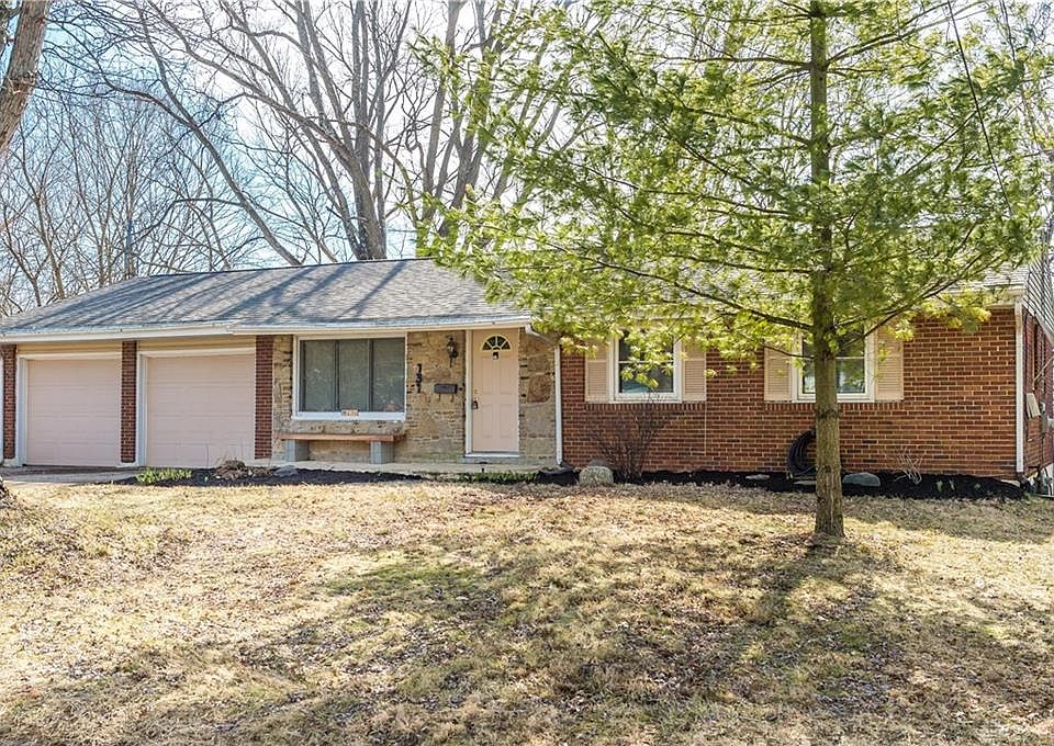 1st image of 131 Upper Hillside Dr