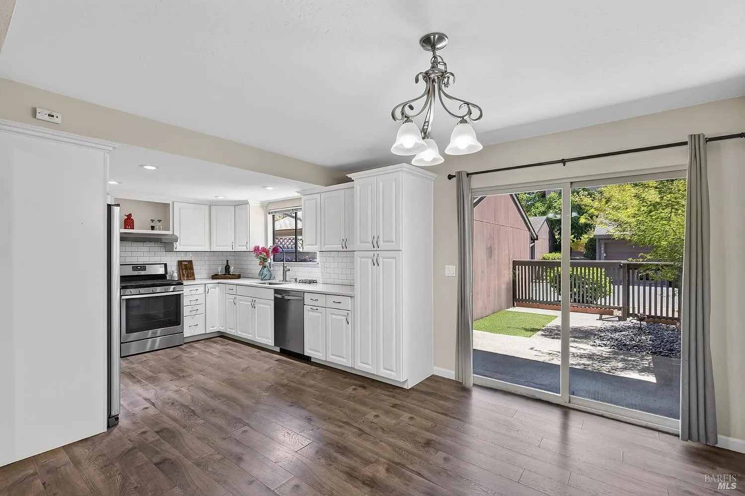 218 Los Alamos Road - Photo 8