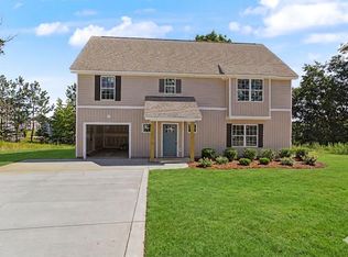 9752 Gooden Dr, Fayetteville, NC 28314
