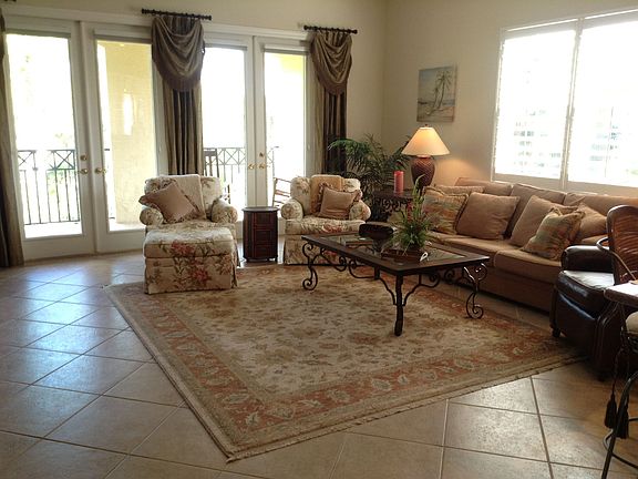 Great Room off kitchen