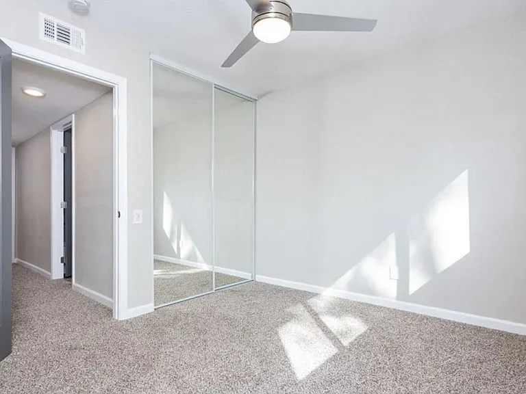 10571 Caminito Basswood — Photo 4