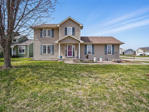 204 Mallard Pointe Dr NW, Bondurant, IA 50035