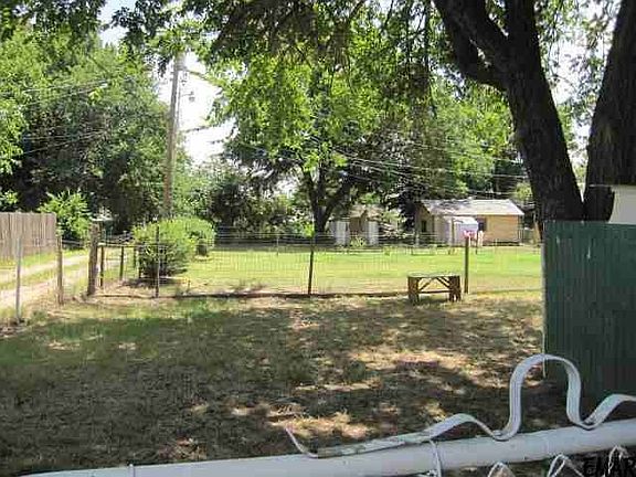 4th image of 132 W Mulberry Ave