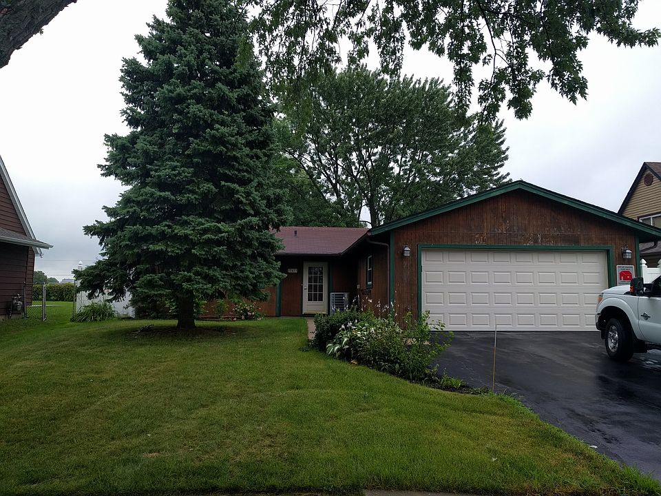 1st image of 17473 E Gate Dr