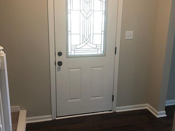3rd image of 350 Candlewood Dr
