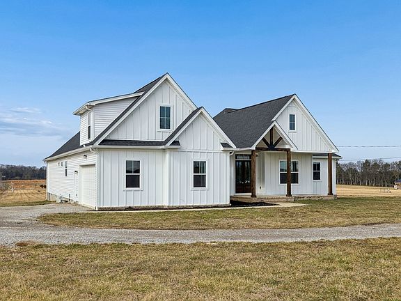 2nd image of 213 Jack Pickle Rd