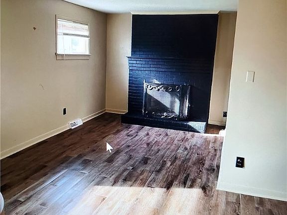 5th image of 3601 Montclair Rd