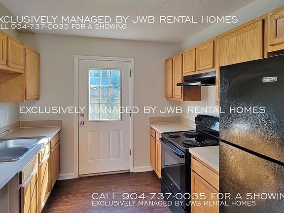 5th image of 8422 Cocoa Ave