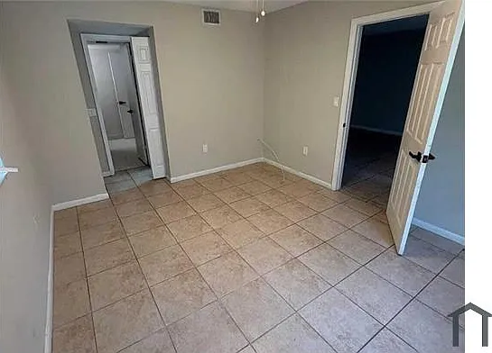 2581 NW 56th Ave #F — Photo 7