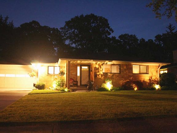 4th image of 1207 Van Dusen Dr