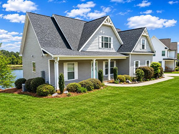 2nd image of 325 Dove Lake Dr
