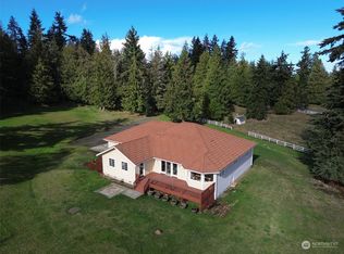 54 Mountain Home Rd, Port Angeles, WA 98362