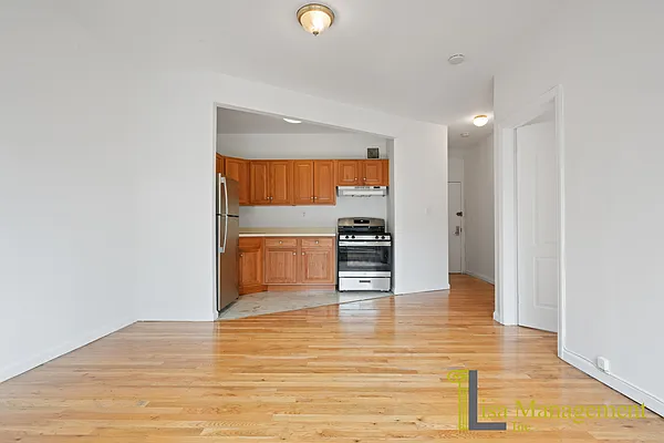 Rented by Lisa Management Inc | media 11