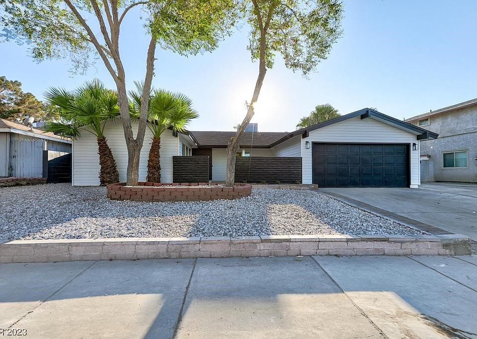 1st image of 3821 Don Carlos Dr