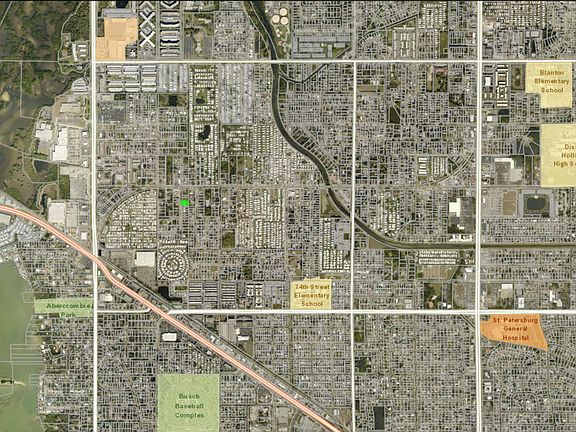 4th image of 4419 79th Way N