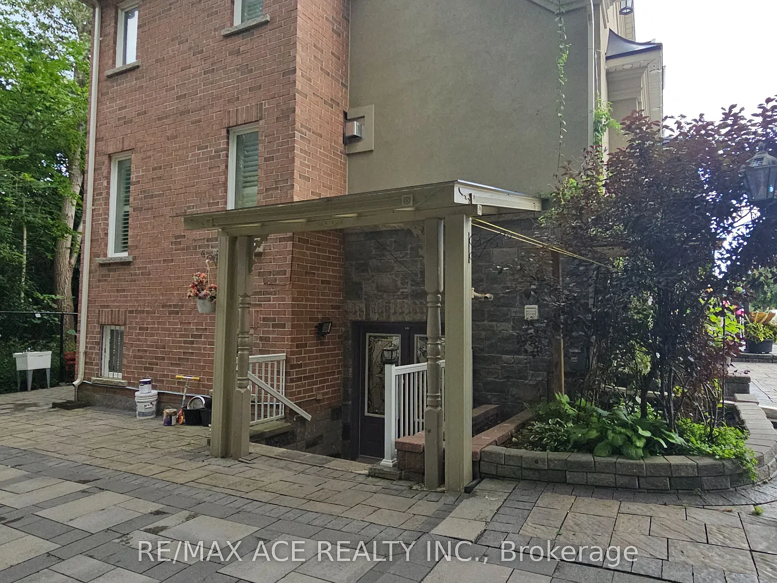 2 bed, $2,000 — Photo 4
