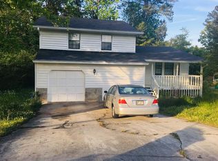 630 Catrina Ct, Stone Mountain, GA 30087