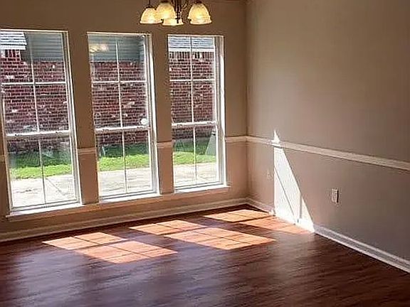 3rd image of 3609 Christina Ave