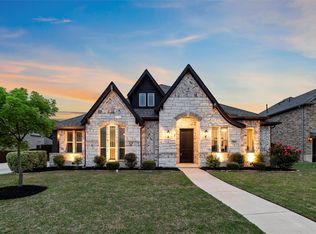 802 Royal Ct, Mansfield, TX 76063