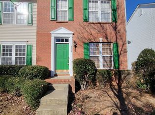 9809 Mallard Glen Dr, Charlotte, NC 28262
