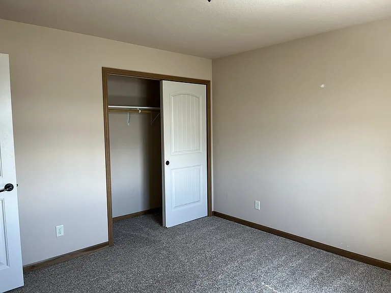 1616 1st Ave NE #302 — Photo 24