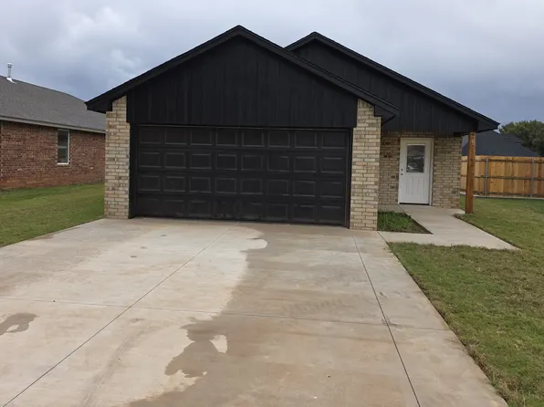 309 E 5th St, Thomas, OK 73669