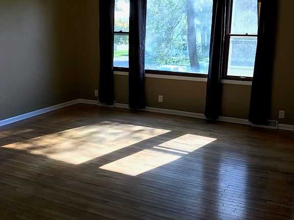3rd image of 1221 Avenue A