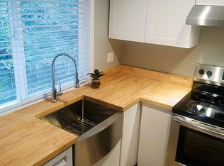 21110 Shell Valley Rd, Edmonds, WA 98026