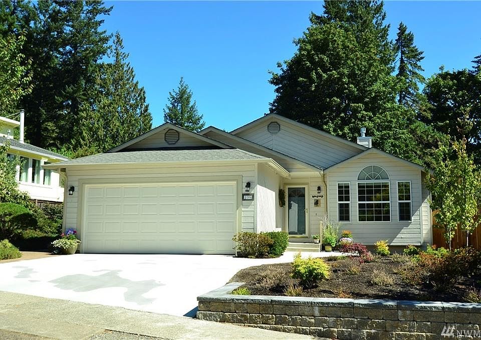 1st image of 2204 Blossomwood Ct NW