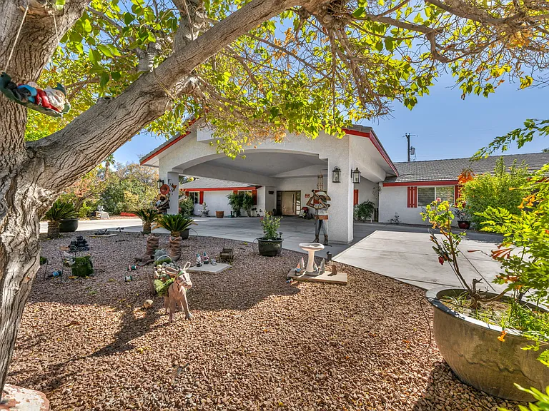 3037 Palomino Ln — Photo 9