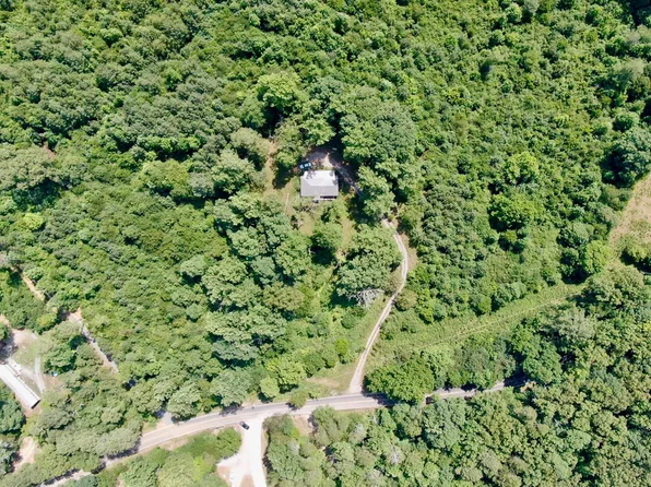 616 Welcome Valley Rd, Benton, TN 37307