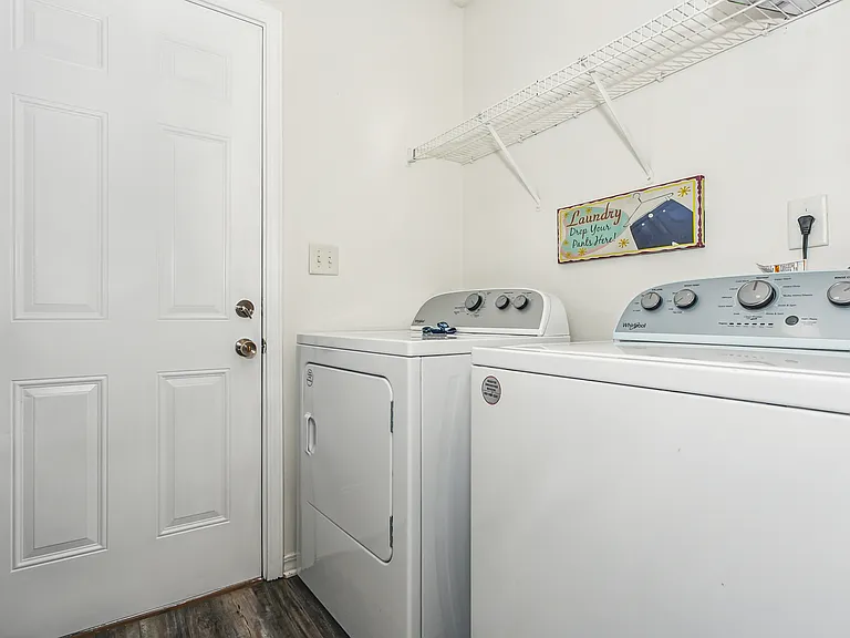 8407 Jarmen Ln — Photo 3