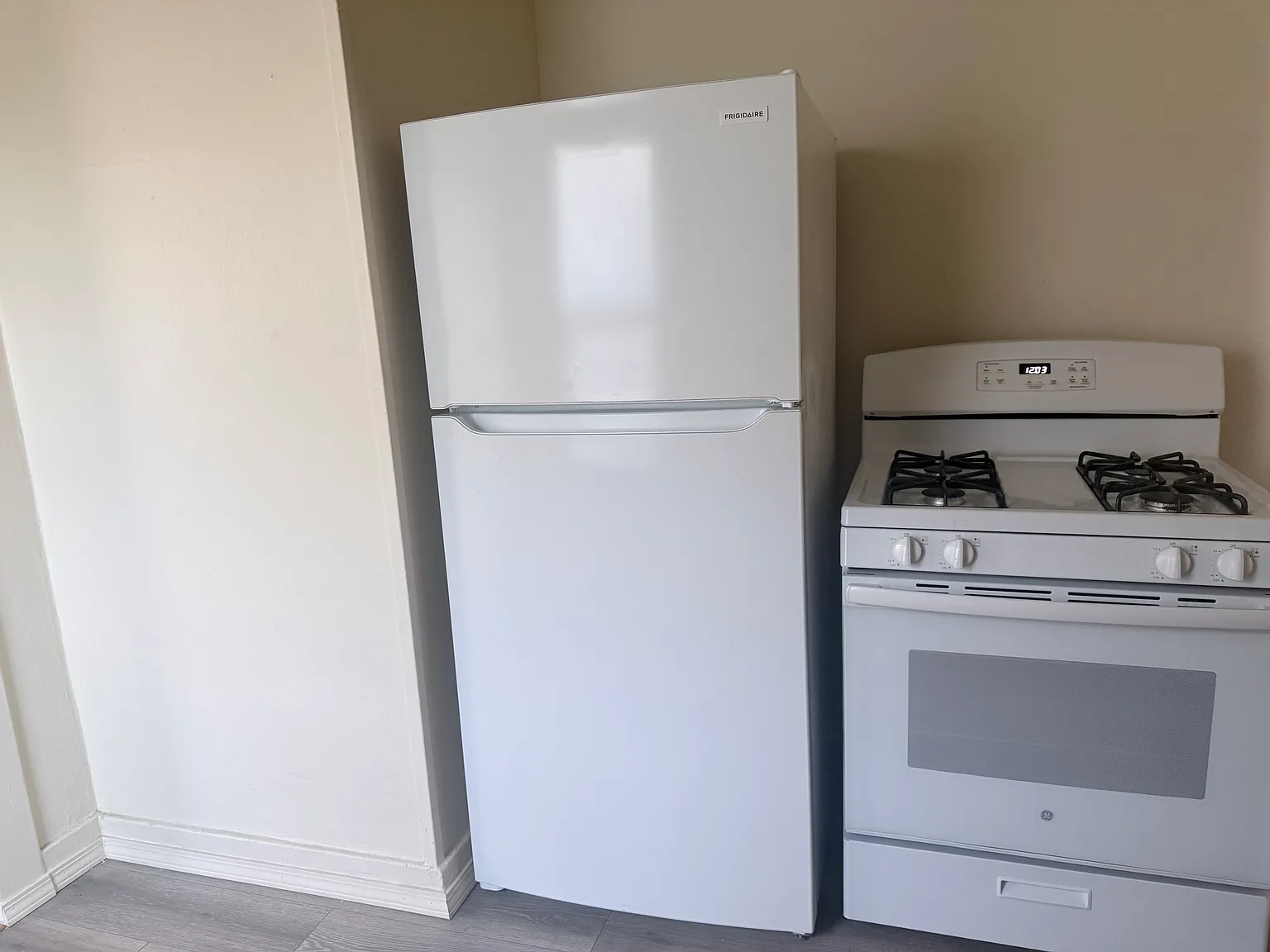 1 bed, 430 sqft, $1,750 — Photo 4