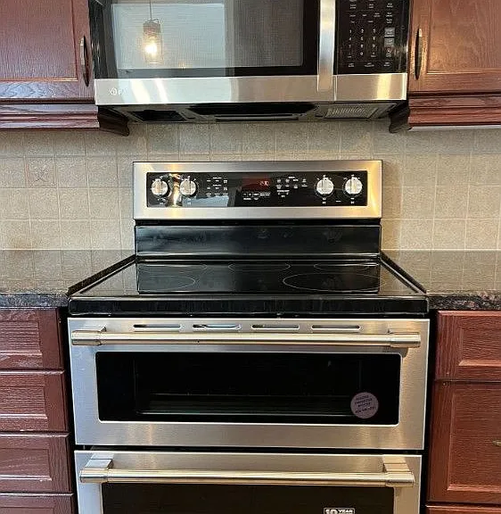 587 Thompson Rd S #9 — Photo 3