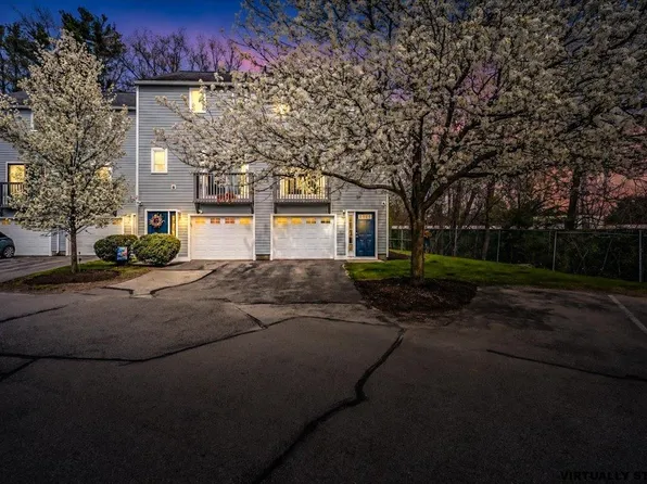 11 Profile Circle, Nashua, NH 03063