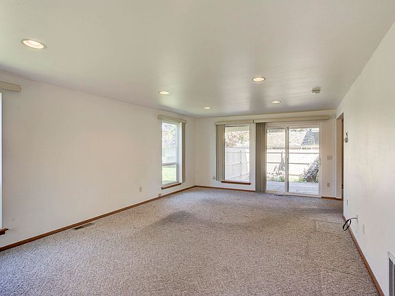 5th image of 465 Mateo Ct