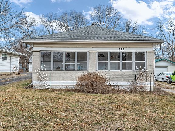 2nd image of 829 Waldemere Ave