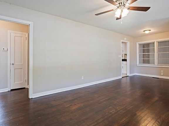 4th image of 2562 Ivey Road
