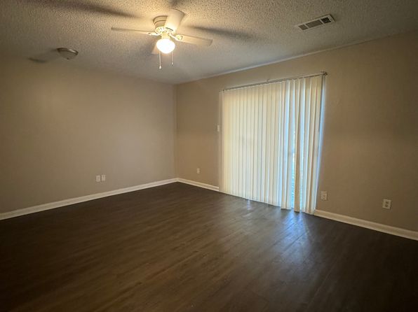 4725 Hoffman Rd APT 18