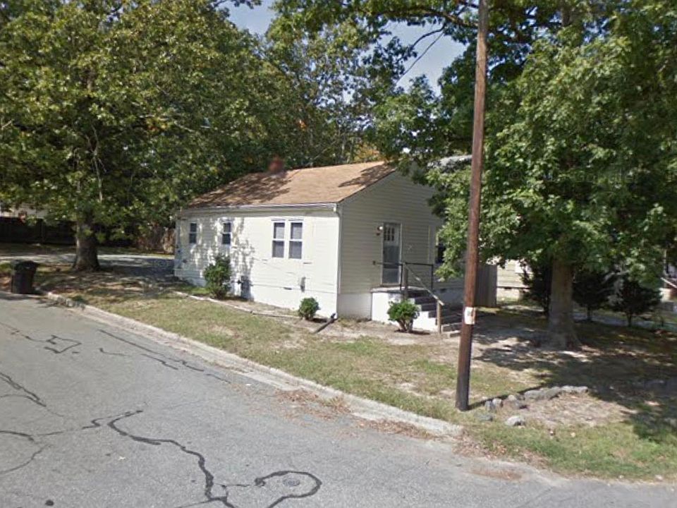 223 Columbia Ave - Corner Lot
