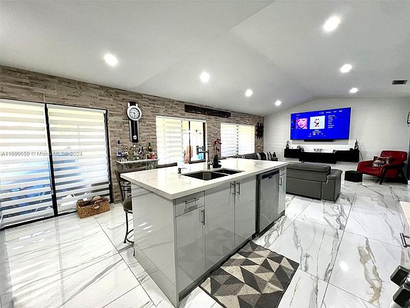 4th image of 10841 NW 30th Pl #375
