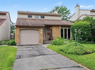 41 Aldgate Cres, Ottawa, ON K2J 2C8