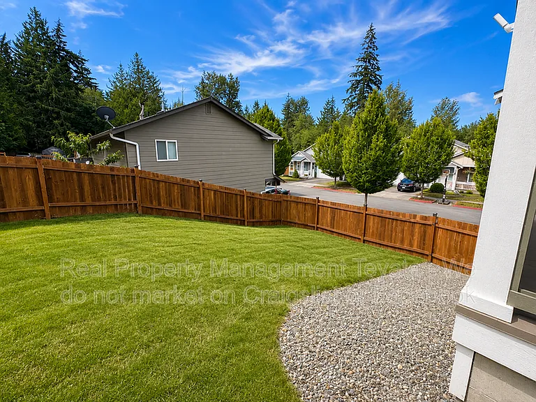 418 Jeff St — Photo 23