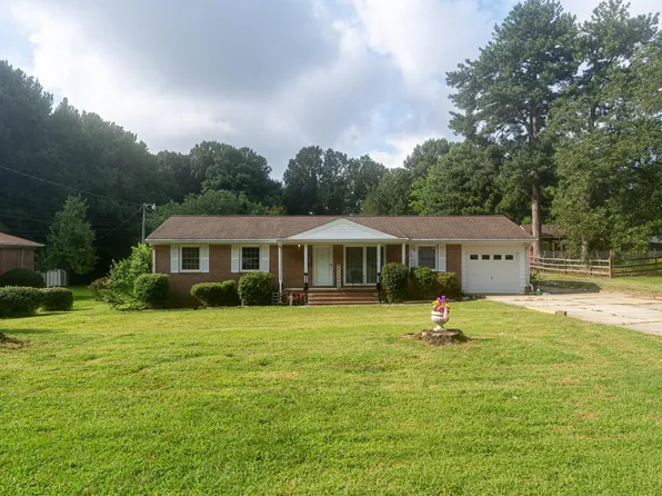 20914 Academy St, Cornelius, NC 28031