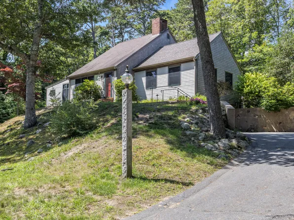 19 Ridgewood Road, Orleans, MA 02653