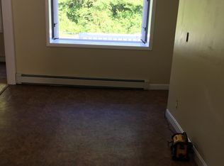 99 Hewitt Rd, Mystic, CT 06355